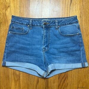BLUE JEAN SHORTS